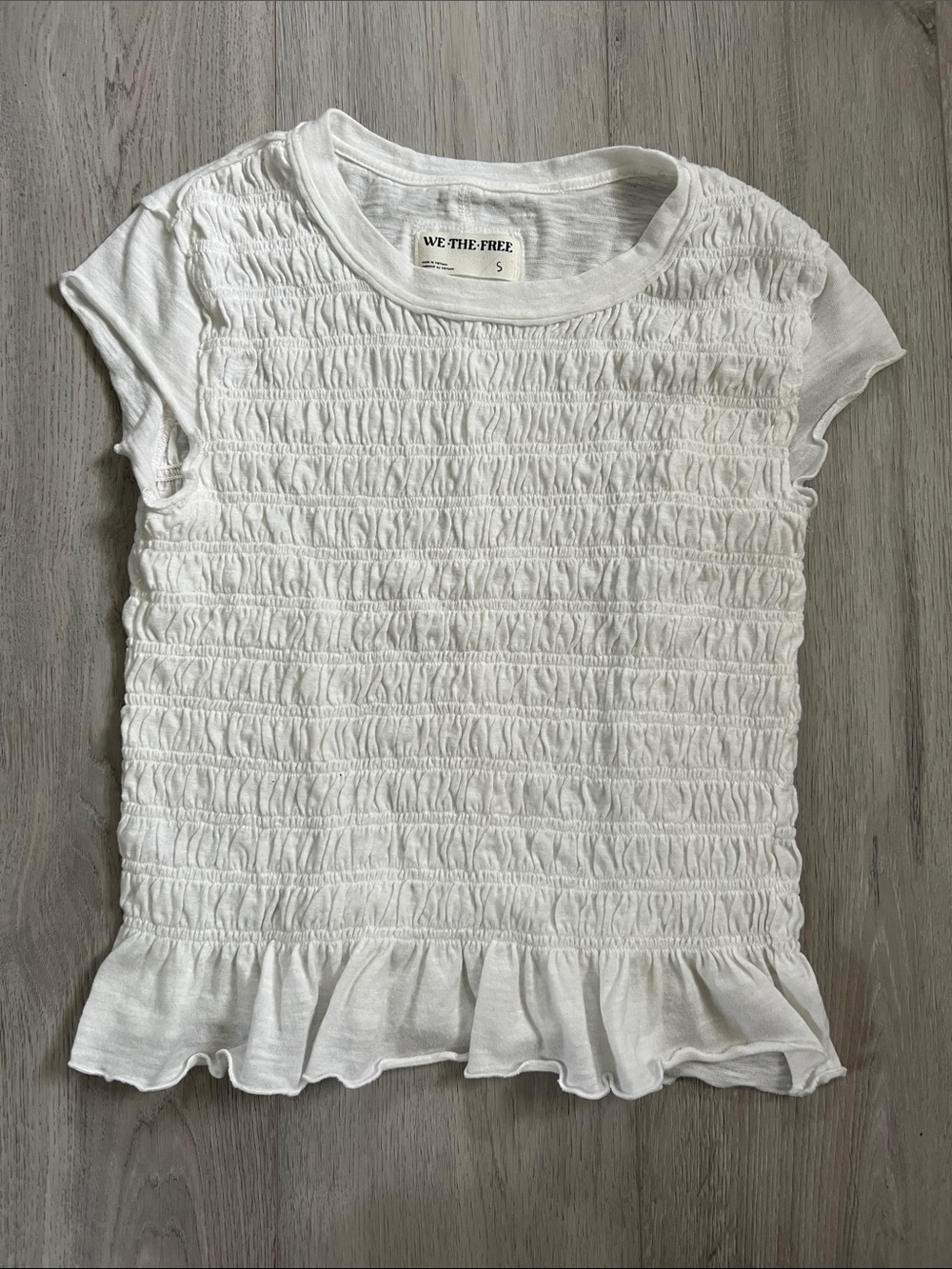 Free People We The Free White Smocked Ruffle-Hem Short Sleeve Tee Size Small